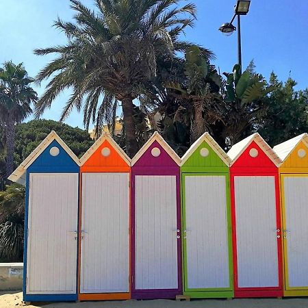 Charmant T2 Climatise Avec Grande Terrasse, Piscine Et Parking Privatif, Proche Plage Et Commerces. - Fr-1-251-441 Le Lavandou Buitenkant foto