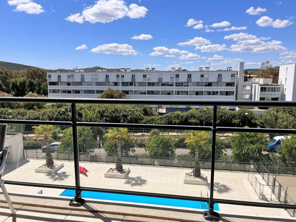 Charmant T2 Climatise Avec Grande Terrasse, Piscine Et Parking Privatif, Proche Plage Et Commerces. - Fr-1-251-441 Le Lavandou Buitenkant foto